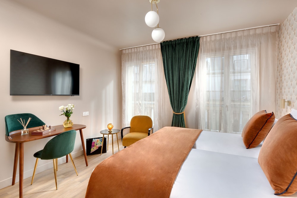 Hotel Artemisia Montmartre 13