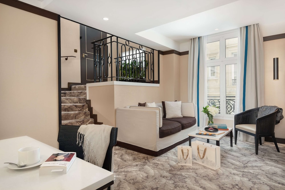 Hyatt Paris Madeleine 19