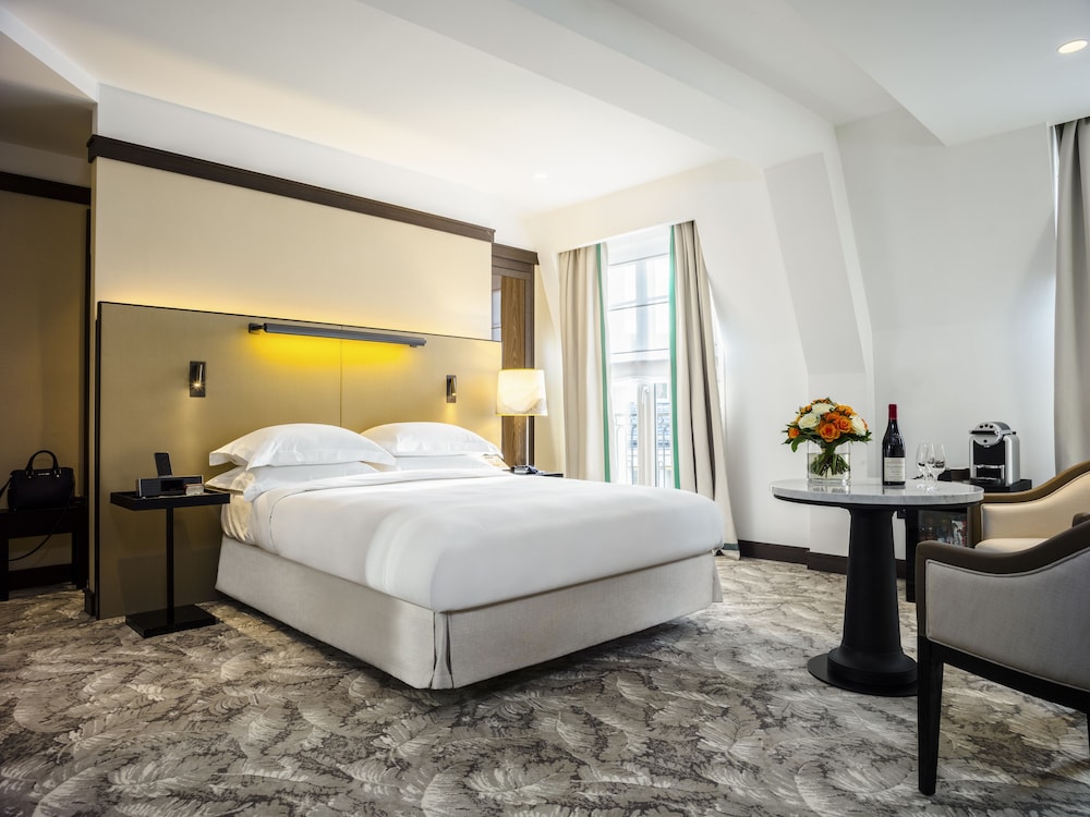 Hyatt Paris Madeleine 9