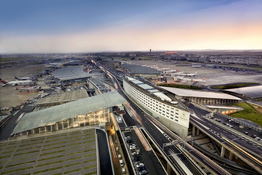 Sheraton Paris Charles de Gaulle Airport Hotel 1