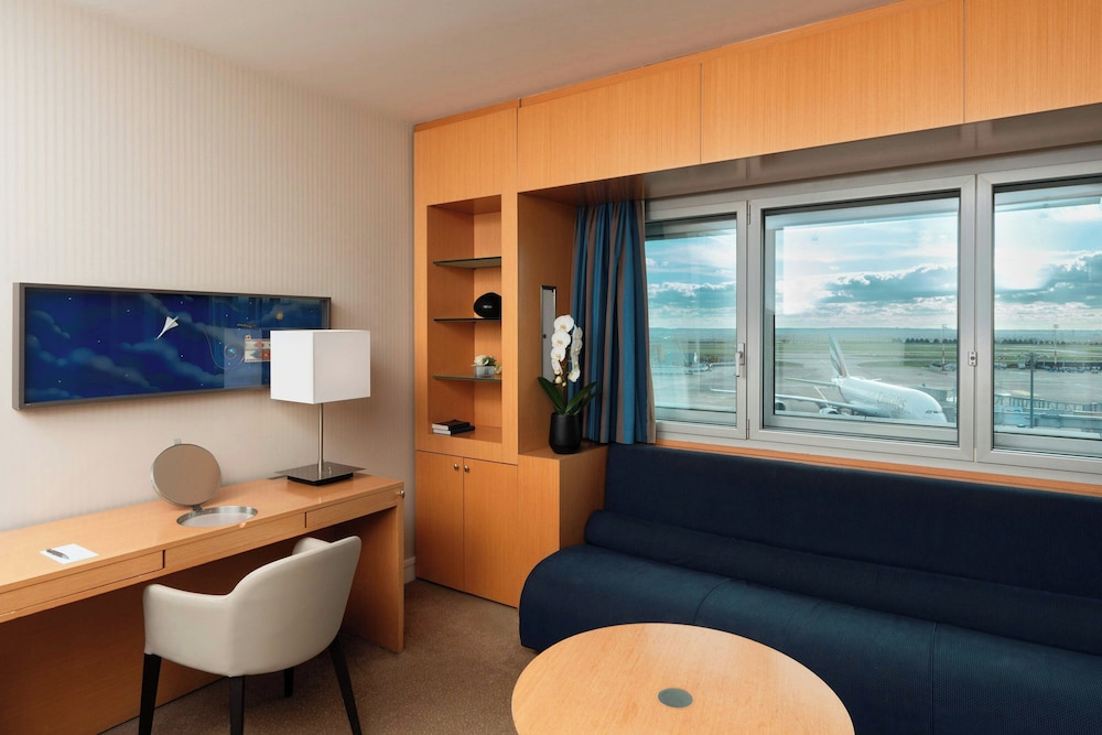 Sheraton Paris Charles de Gaulle Airport Hotel 23