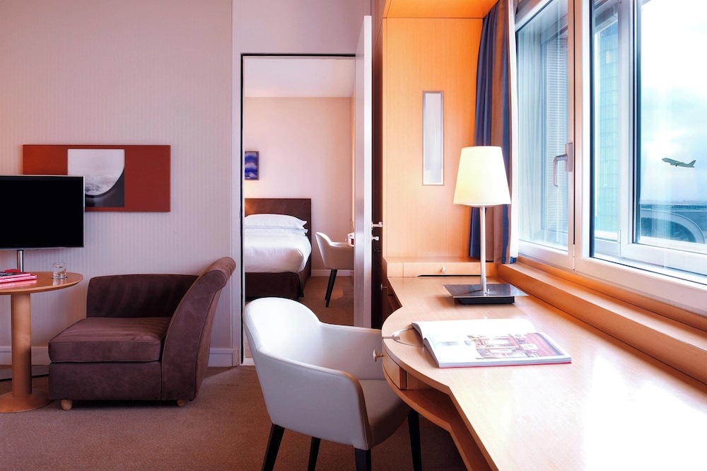 Sheraton Paris Charles de Gaulle Airport Hotel 19