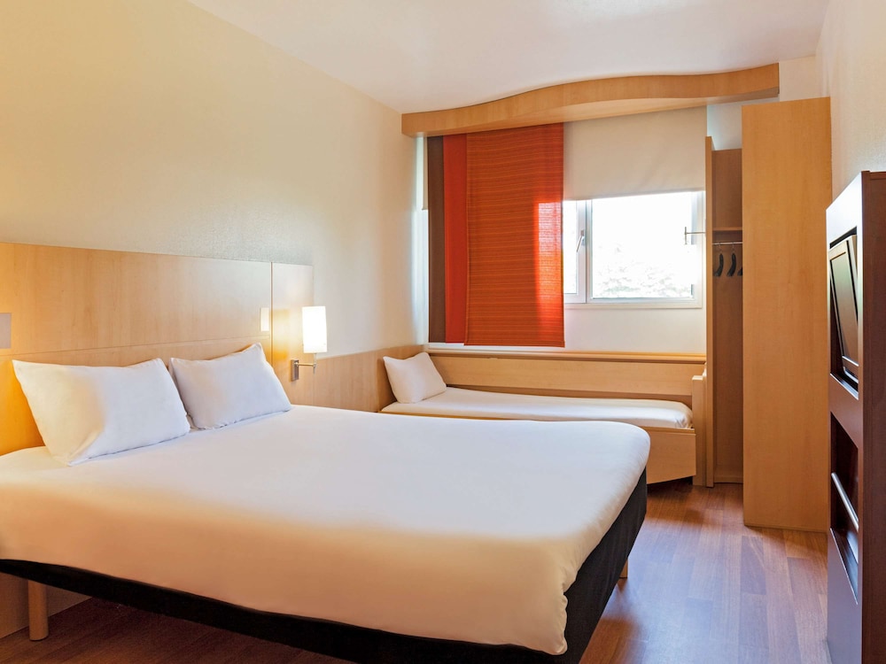 ibis Paris Porte d'Italie 16