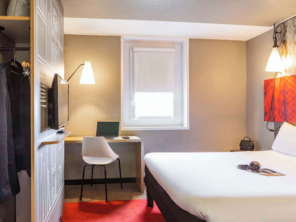 Ibis Paris Porte de Bercy 3
