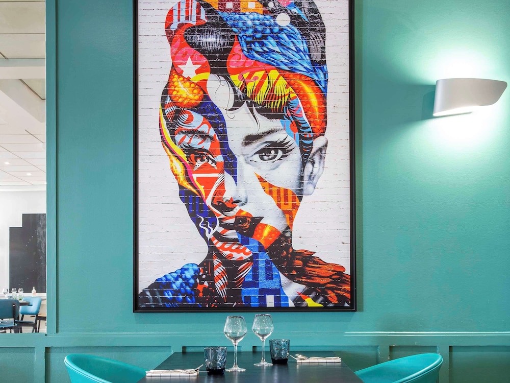 Mercure Paris Porte d'Orleans 24