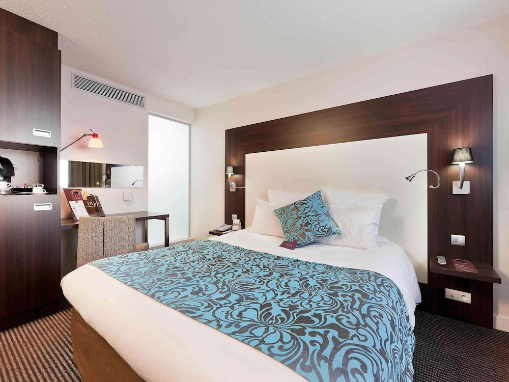 Mercure Paris Porte d'Orleans 12