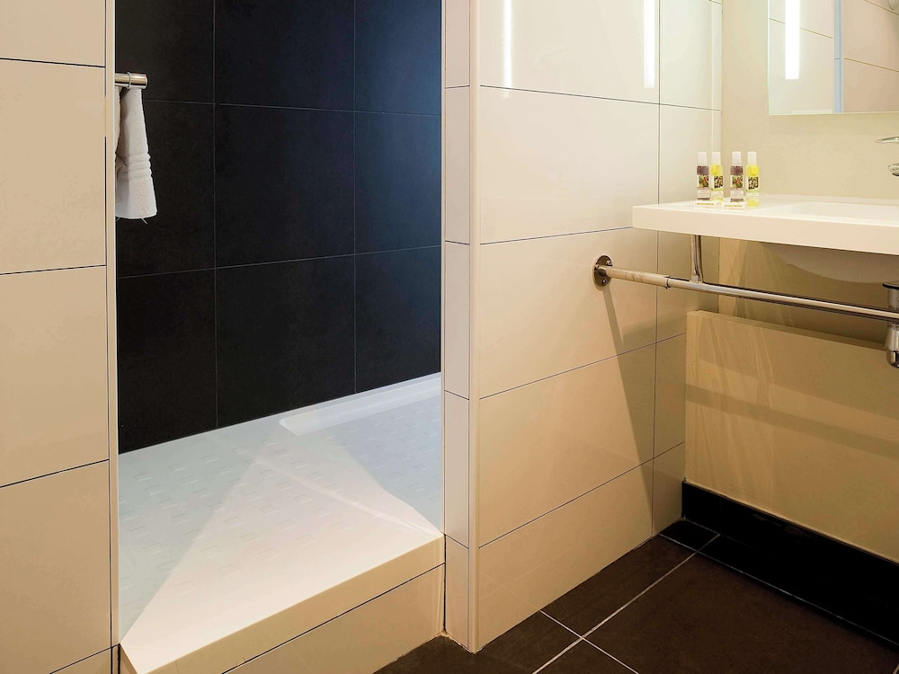 Mercure Paris Porte d'Orleans 18