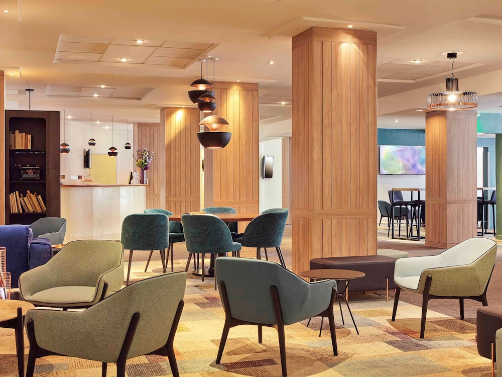 Mercure Paris Porte d'Orleans 3