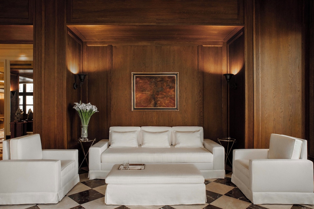 Hotel Balzac 2