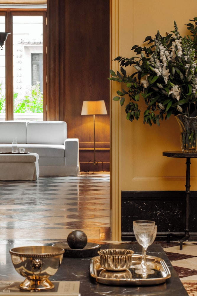 Hotel Balzac 11