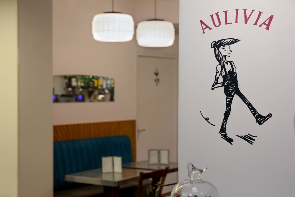 Aulivia Opera Hotel 9