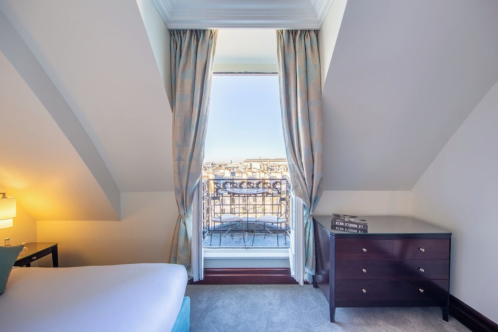 Hotel Pont Royal 24