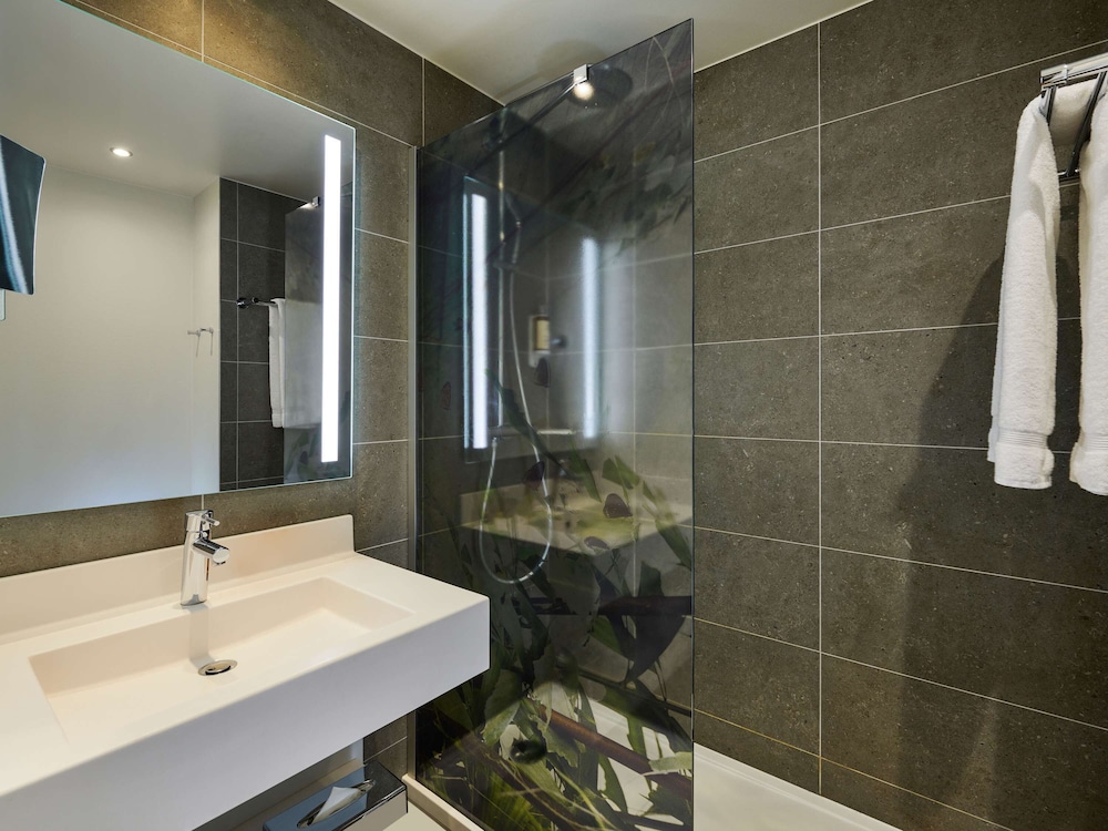 Mercure Paris La Defense Hotel 23