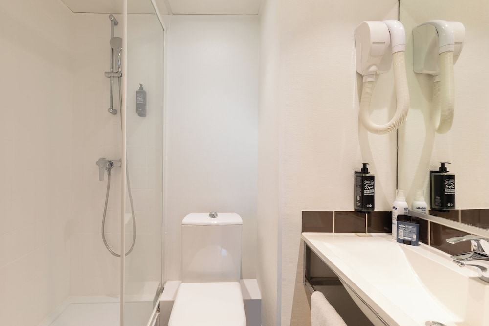 ibis Paris Porte de Montreuil 21
