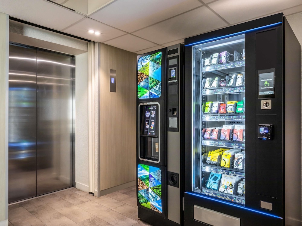 ibis Paris Porte de Montreuil 19