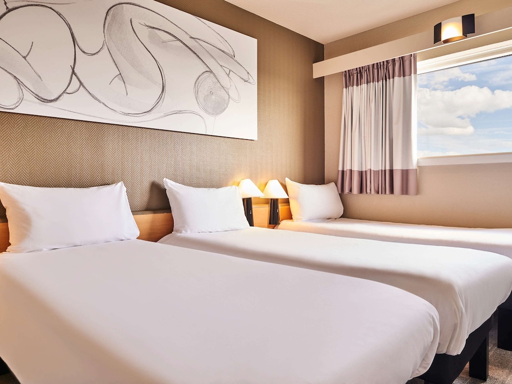 ibis Paris Porte de Montreuil 9