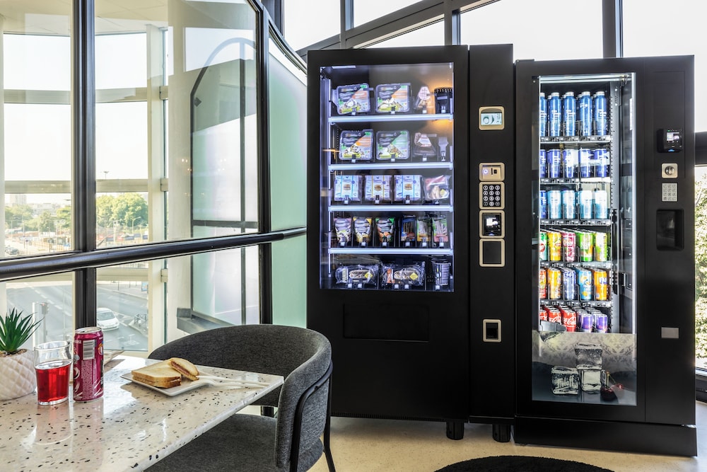 ibis Paris Porte de Montreuil 22