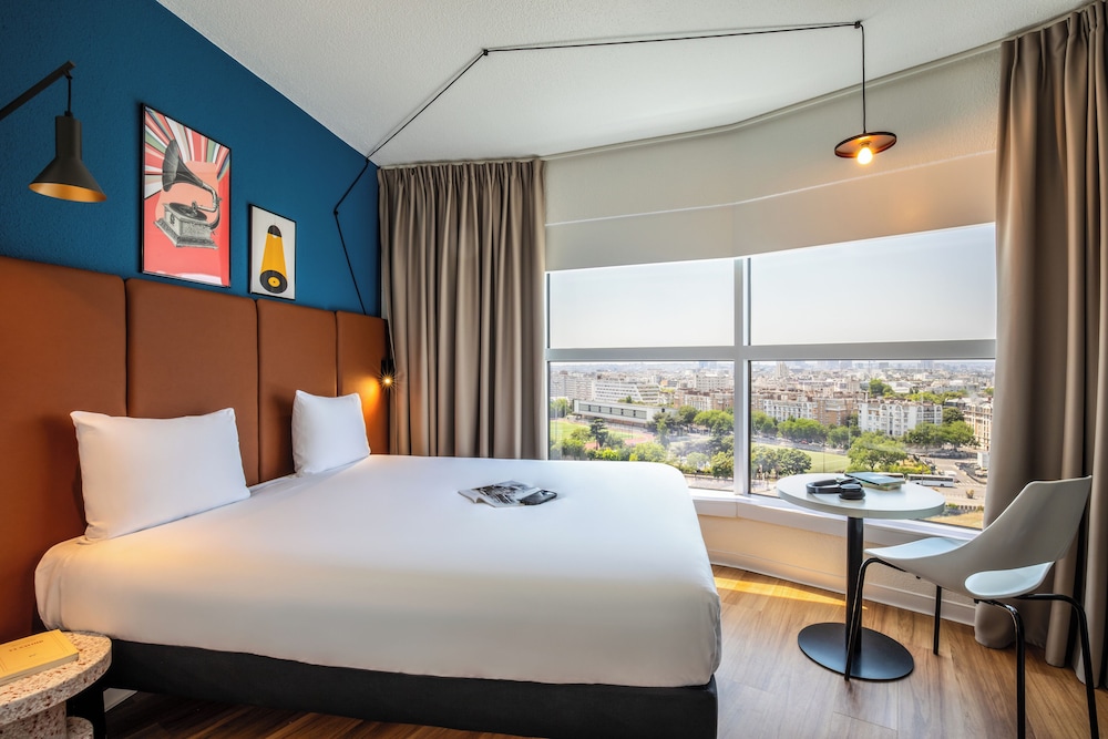 ibis Paris Porte de Montreuil 16