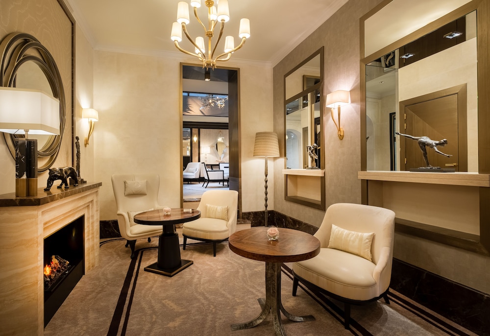 Hôtel Elysia by Inwood Hotels 7
