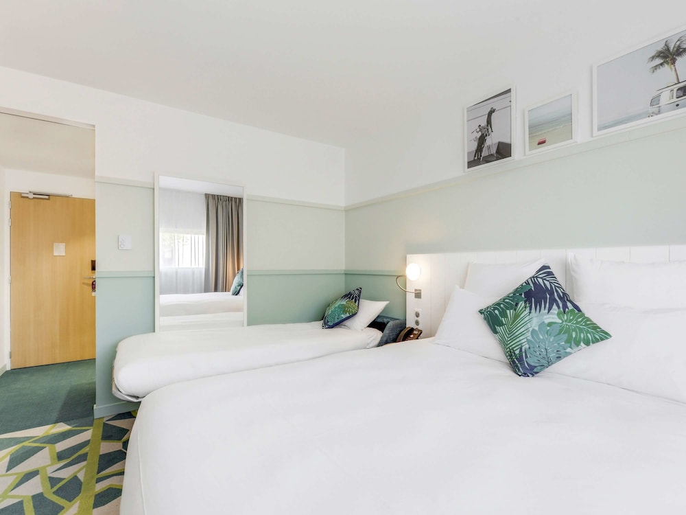Hotel Mercure Paris Orly Tech Airport 8