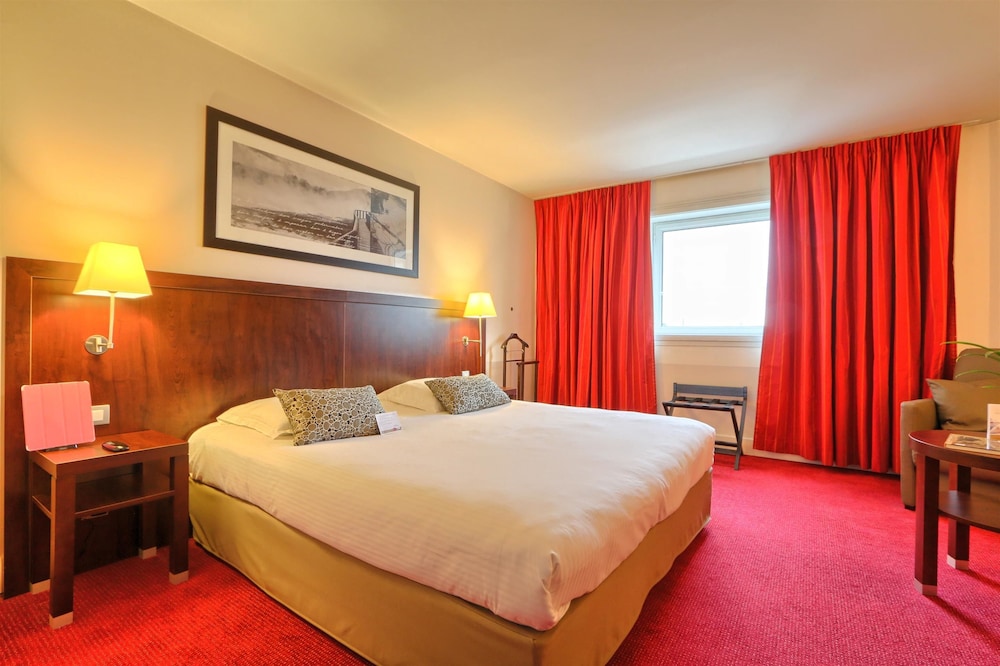 Golden Tulip Paris CDG Airport Villepinte 3