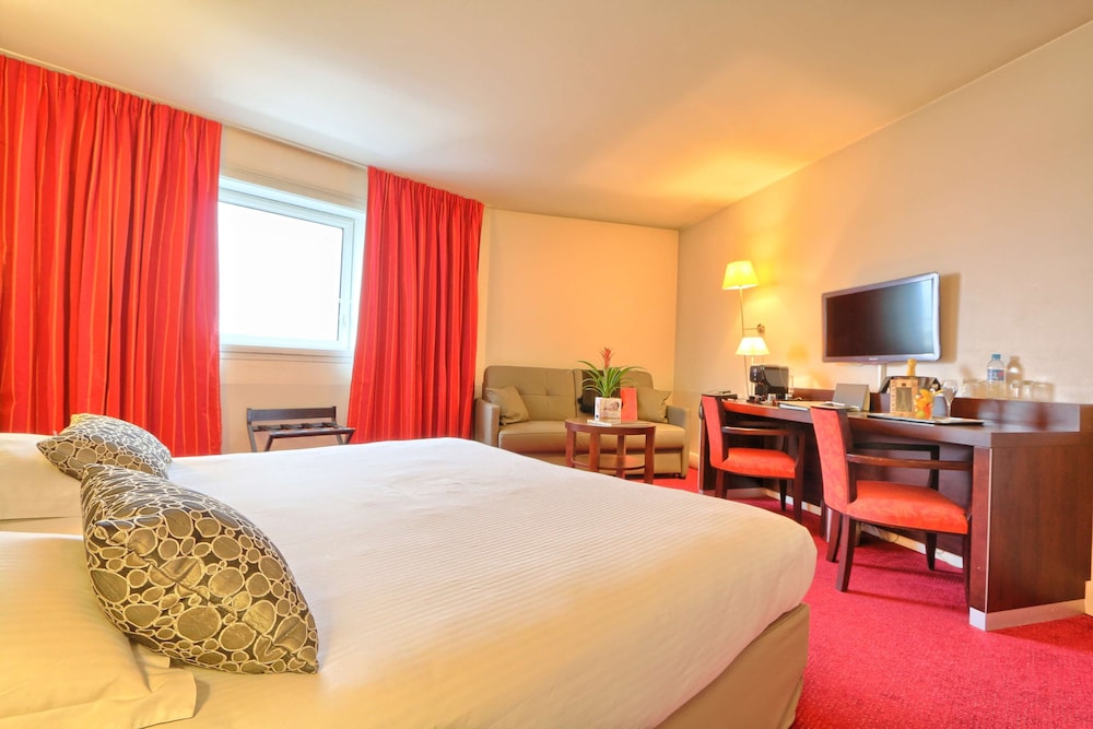 Golden Tulip Paris CDG Airport Villepinte 9