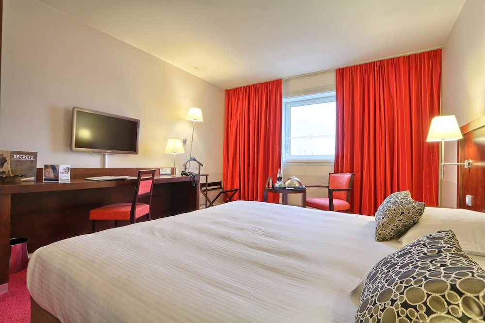 Golden Tulip Paris CDG Airport Villepinte 4