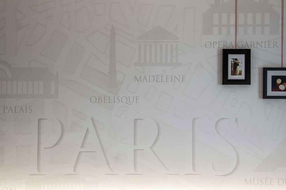 Pentahotel Paris CDG Airport 11