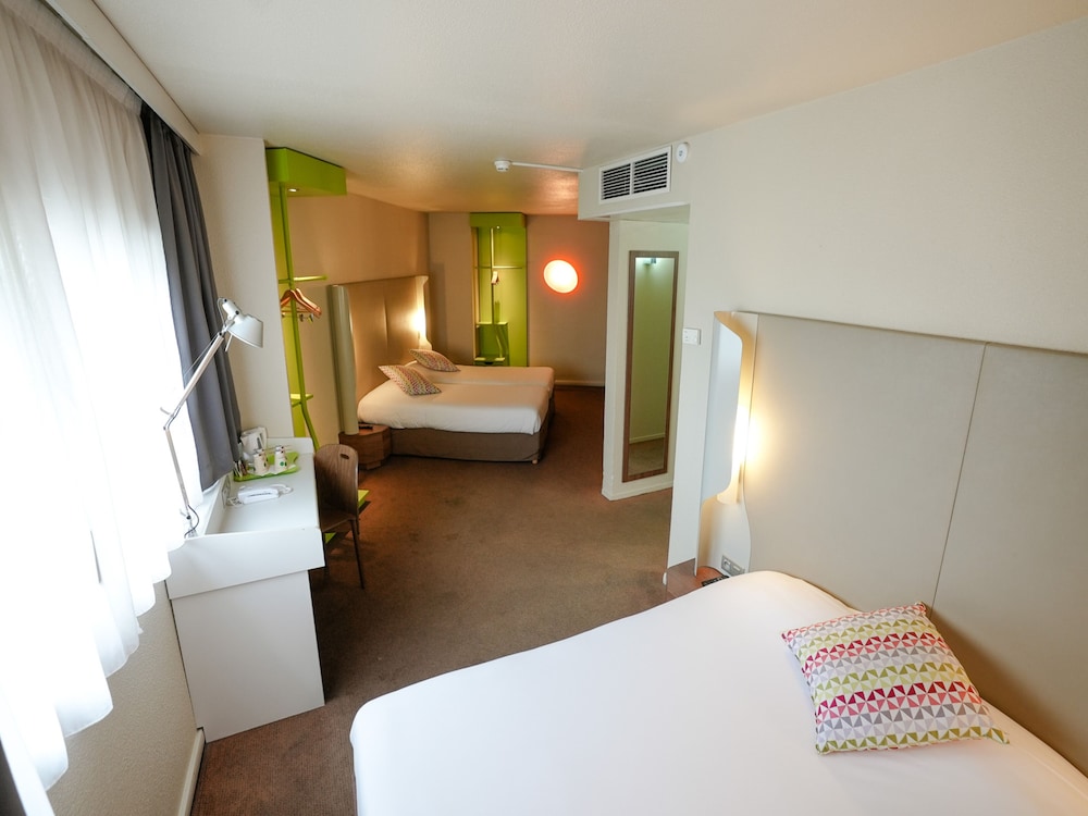 Campanile Paris CDG Airport Villepinte 23