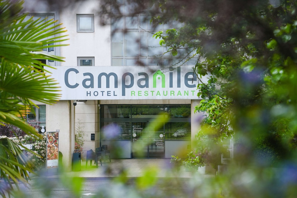 Campanile Paris CDG Airport Villepinte 1