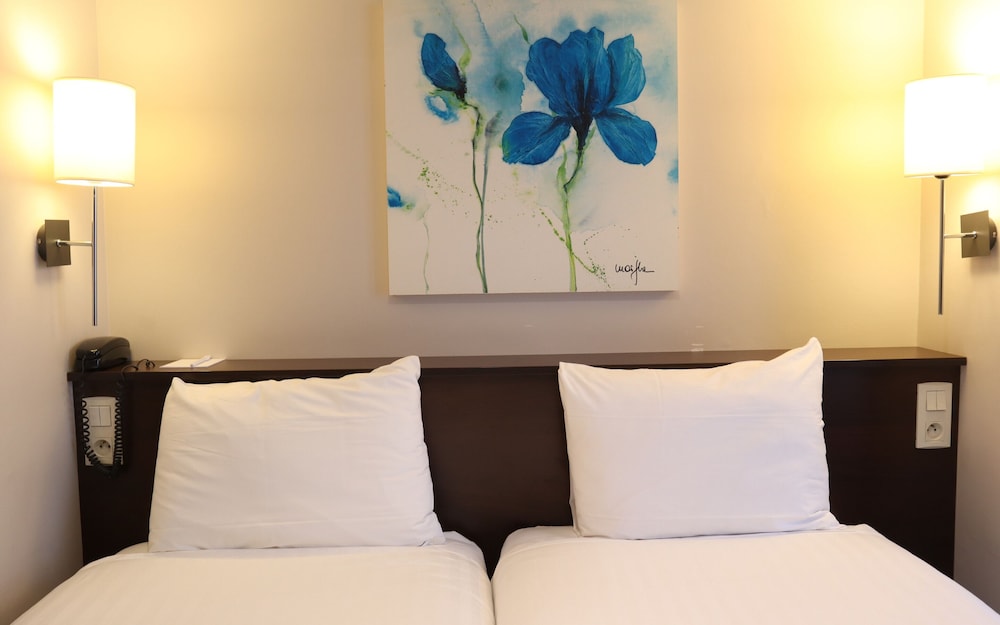 Timhotel Odessa Montparnasse 8