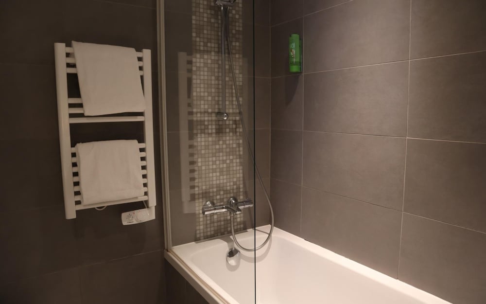Timhotel Odessa Montparnasse 9