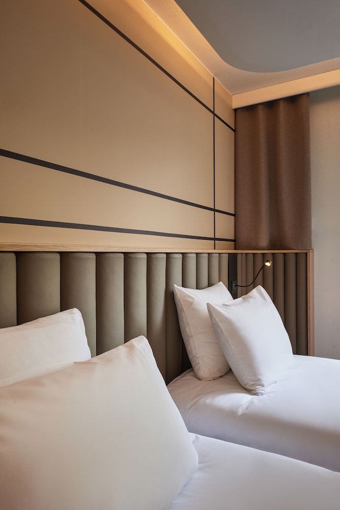 Mercure Paris Nanterre 2