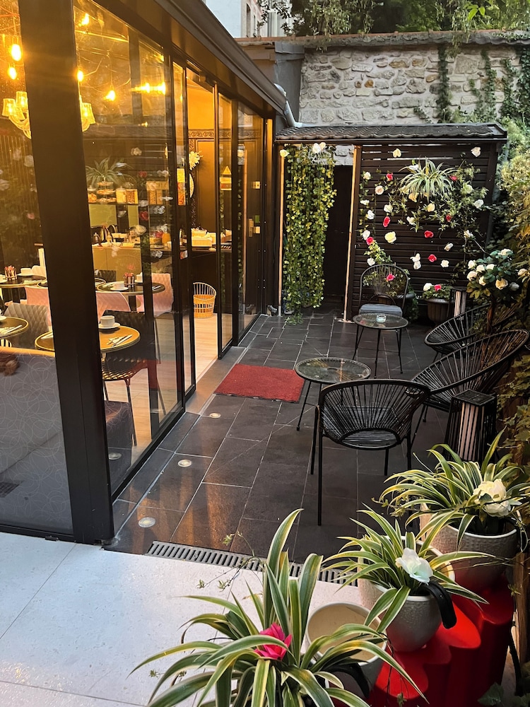 Glam's Hôtel 16