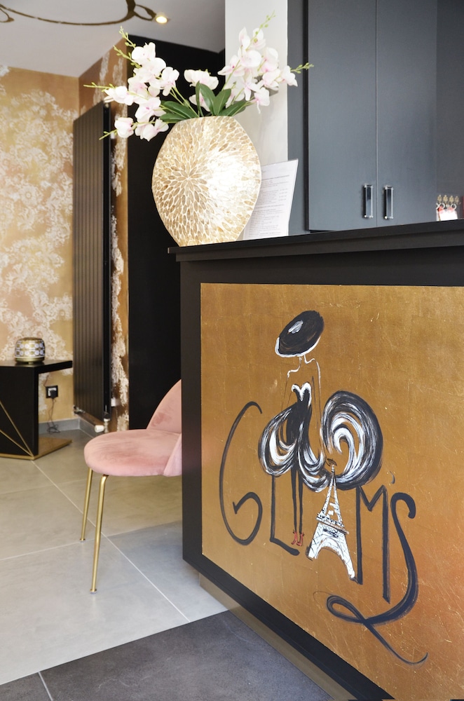 Glam's Hôtel 2