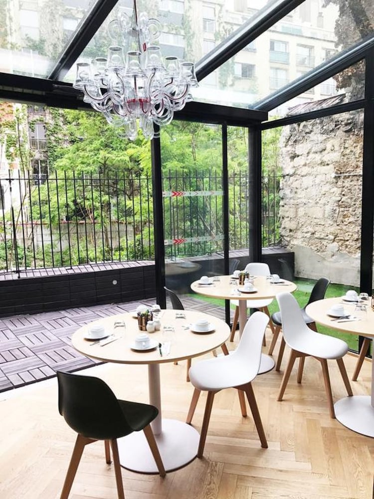 Glam's Hôtel 24