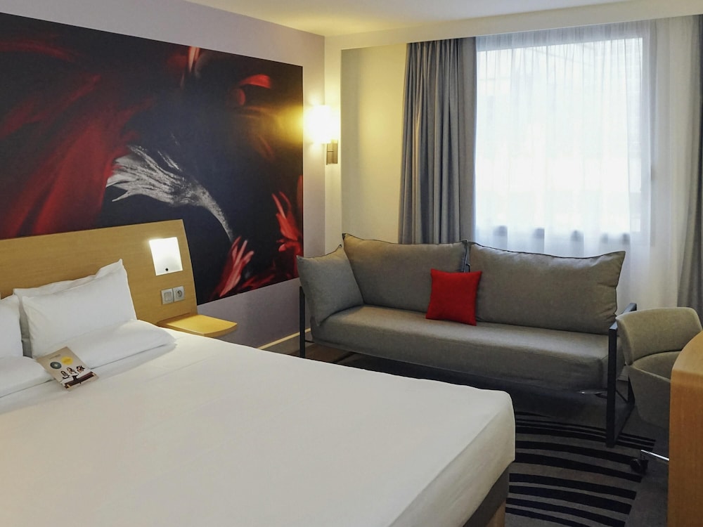 Novotel Paris Centre Gare Montparnasse 19