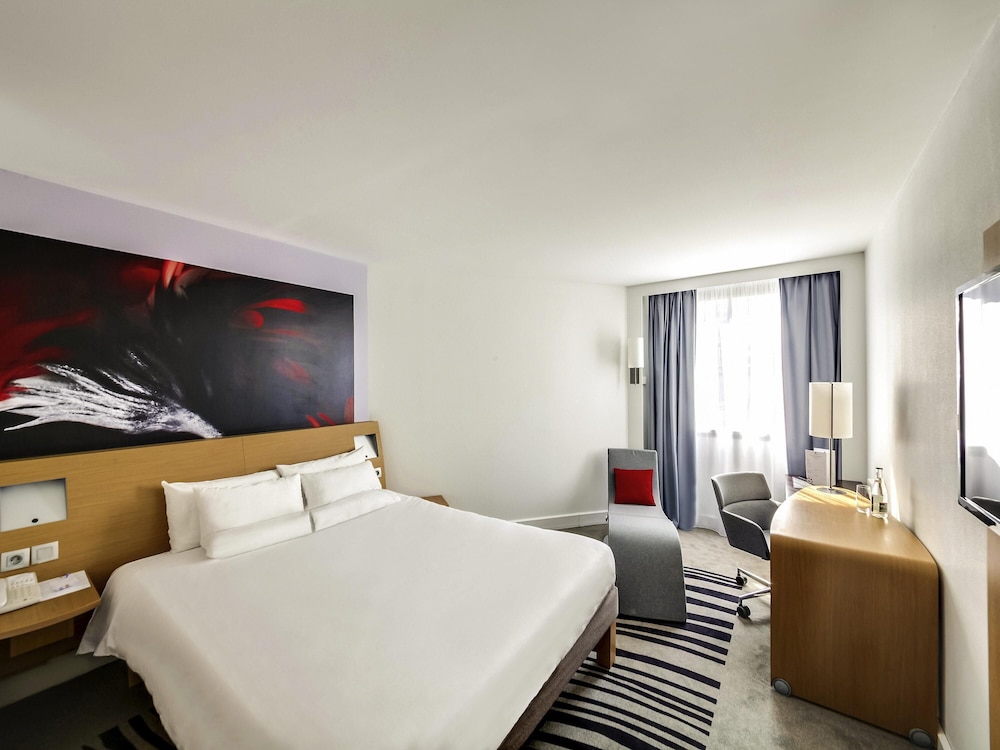Novotel Paris Centre Gare Montparnasse 13
