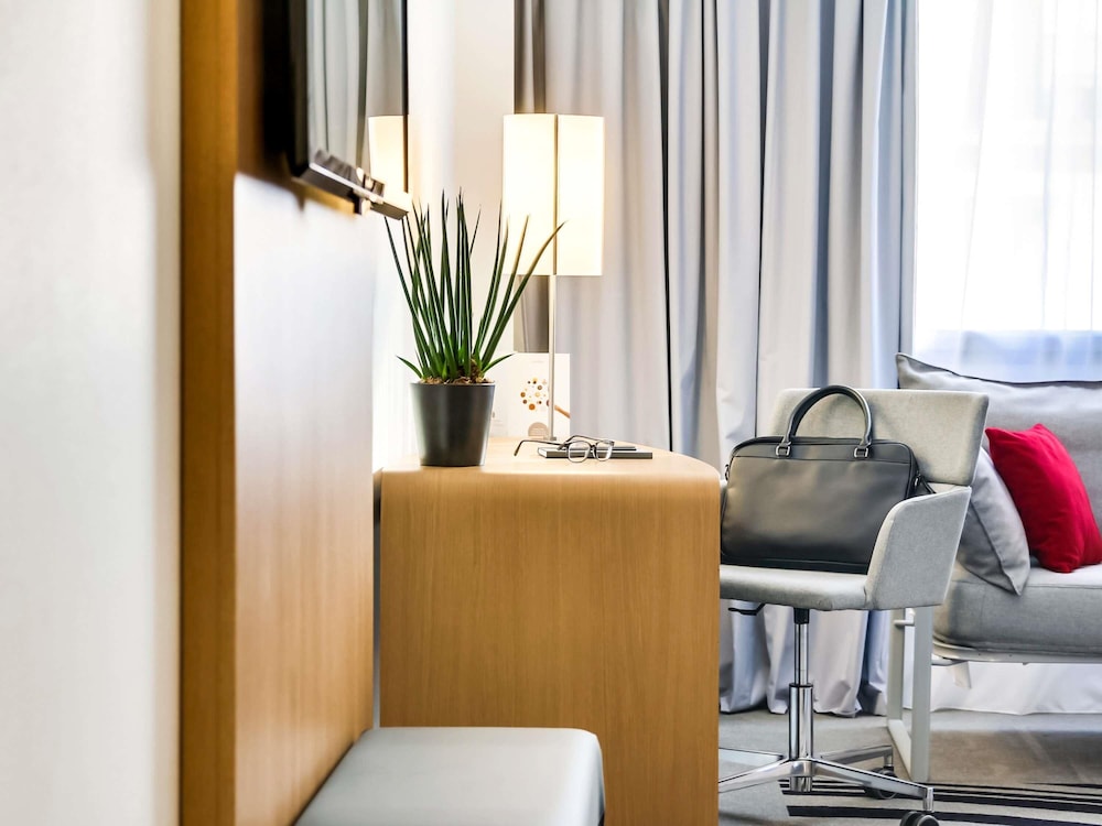 Novotel Paris Centre Gare Montparnasse 24