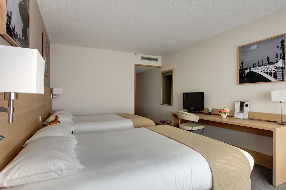 Hotel Inn Paris CDG Airport 4