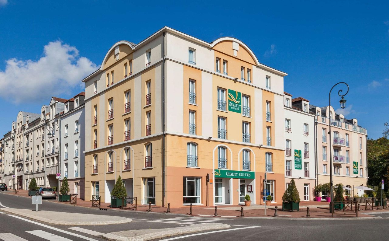 Quality Suites Maisons-Laffitte Paris Ouest 18