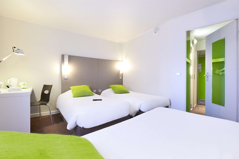 Hotel Campanile Paris Est - Porte de Bagnolet 11