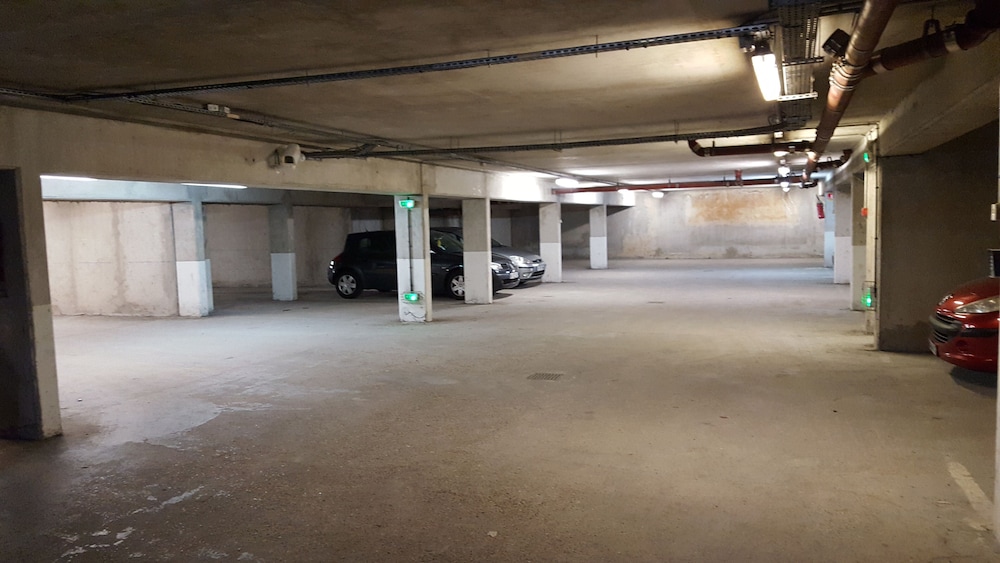 ibis Budget Fresnes 15