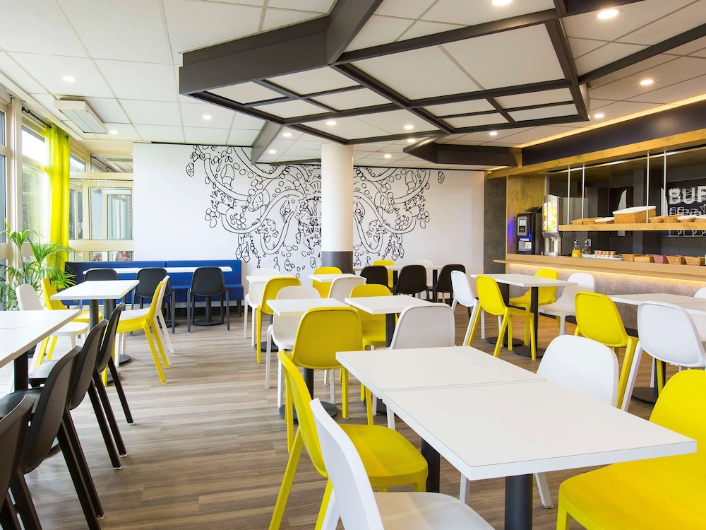 ibis Budget Fresnes 19