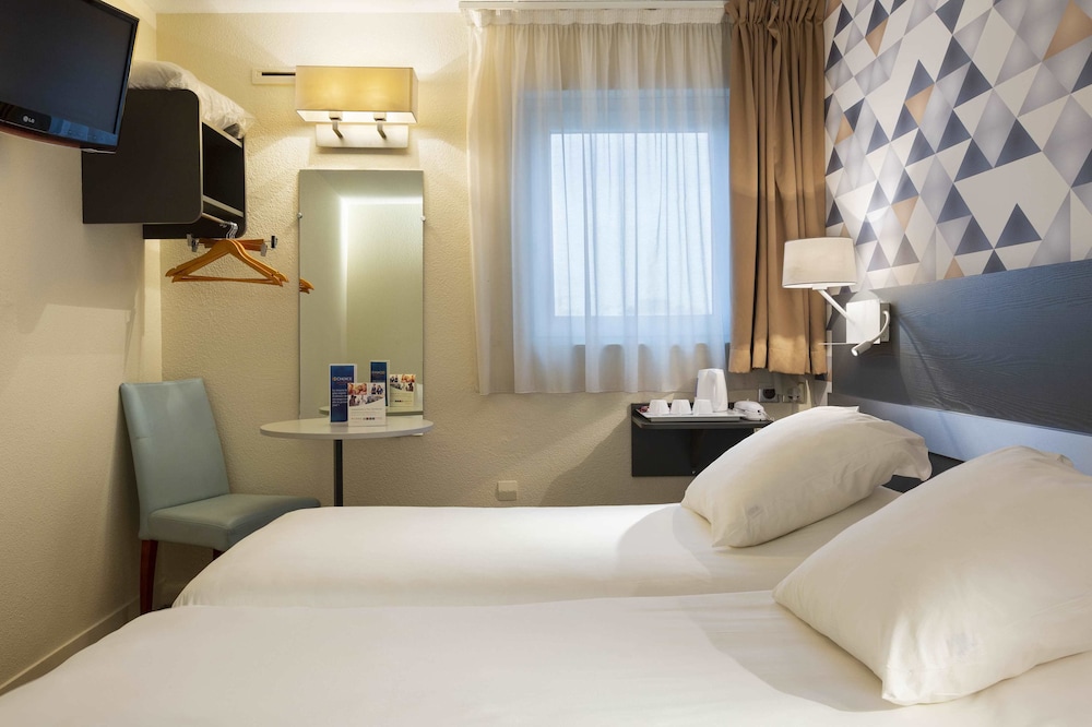 Comfort Hotel Paris Porte d'Ivry 12