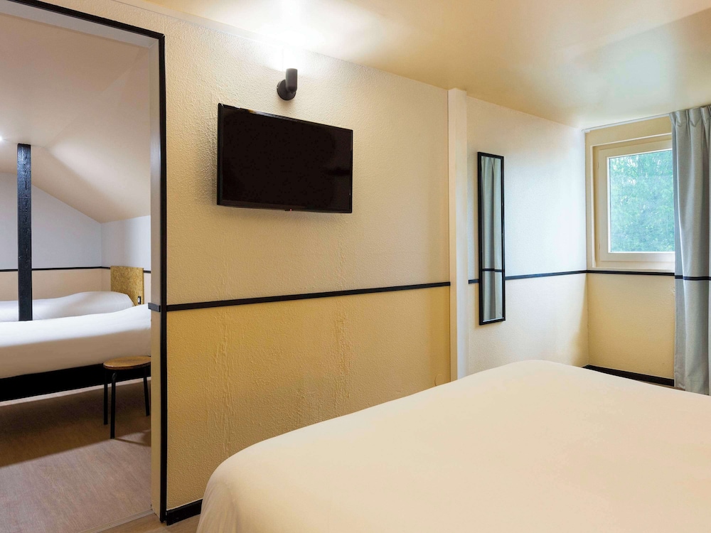 Greet Hotel Villeneuve La Garenne 14
