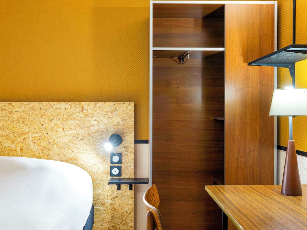 Greet Hotel Villeneuve La Garenne 13