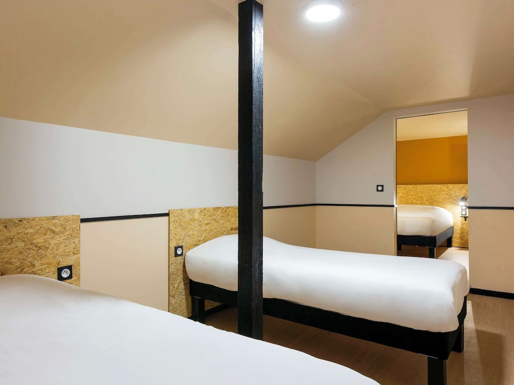 Greet Hotel Villeneuve La Garenne 10