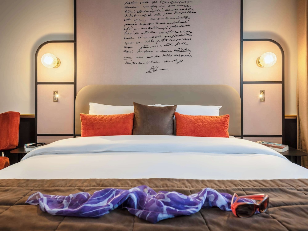 Mercure Versailles Paris Ouest 11