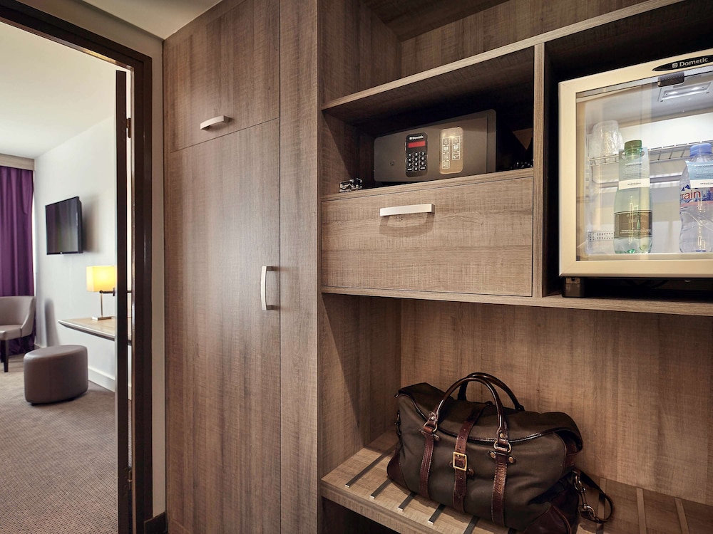 Mercure Versailles Paris Ouest 7
